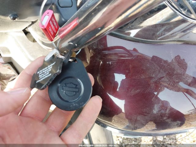 2019 HARLEY-DAVIDSON FLTRU 1HD1KGF15KB682421 Photo 10