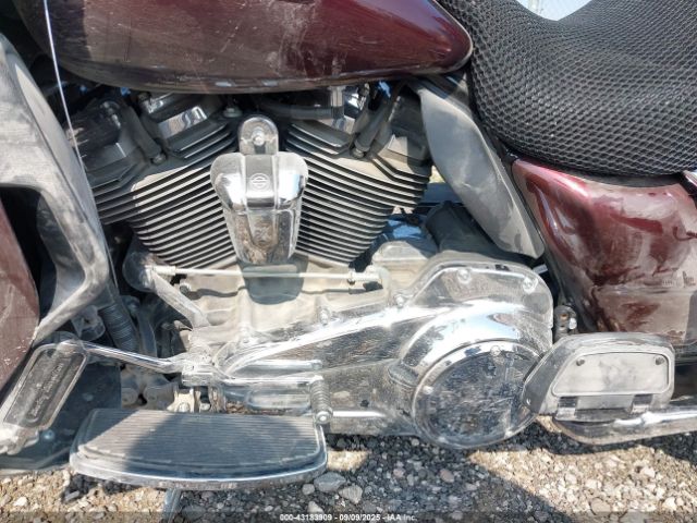 2019 HARLEY-DAVIDSON FLTRU 1HD1KGF15KB682421 Photo 8