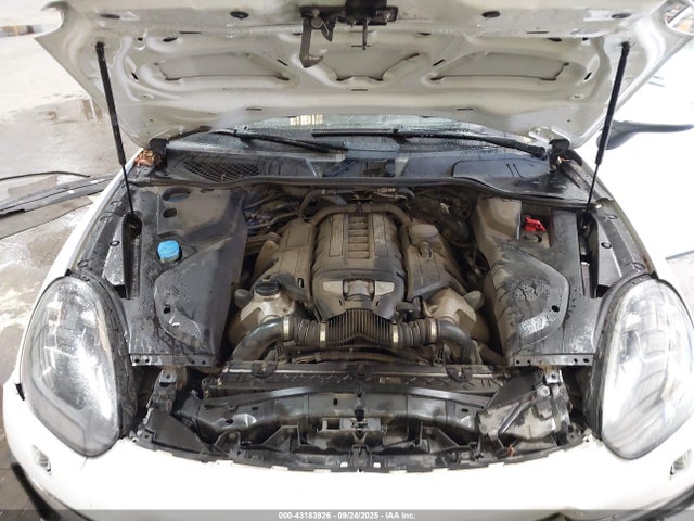 2016 PORSCHE CAYENNE WP1AC2A20GLA88062 Photo 9