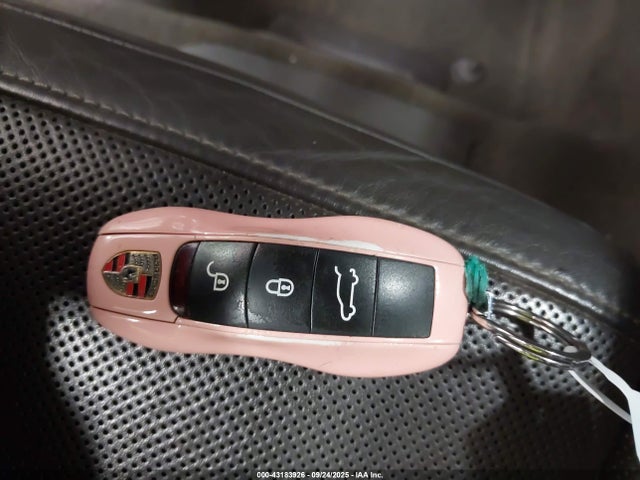 2016 PORSCHE CAYENNE WP1AC2A20GLA88062 Photo 10