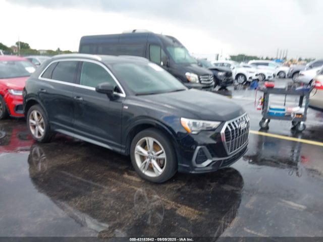 2019 AUDI Q3 WA1DECF37K1086355