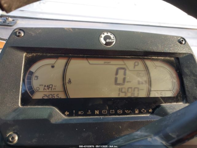 2023 CAN-AM MAVERICK X3 3JBVVAV47PE000039 Photo 6