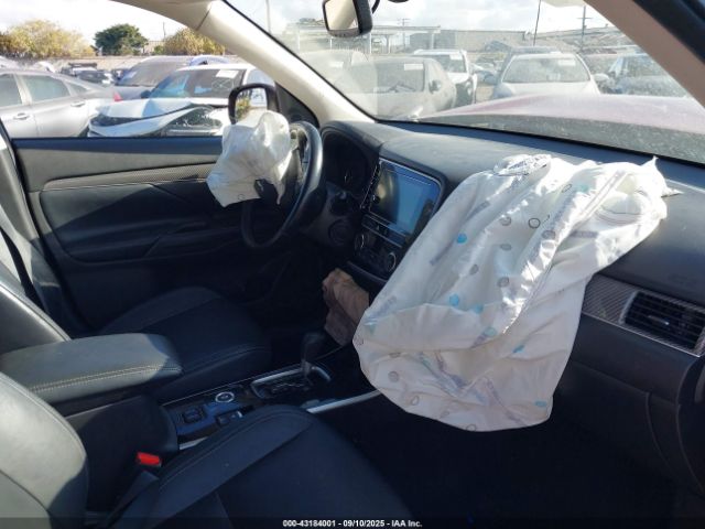 2019 MITSUBISHI OUTLANDER JA4AZ3A30KZ039300 Photo 4