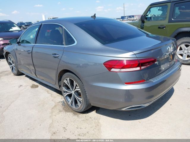 2021 VOLKSWAGEN PASSAT 1VWSA7A36MC010704 Photo 2