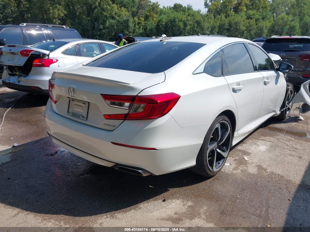 43184174 :رقم المزاد ، 1HGCV1F34JA259738 vin ، 2018 Honda Accord Sport مزاد بيع