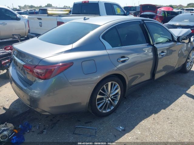 2018 INFINITI Q50 JN1EV7AP9JM590708 Photo 3