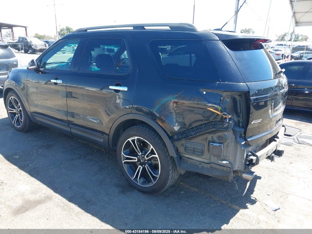 1FM5K8GT6EGA03574 Ford Explorer