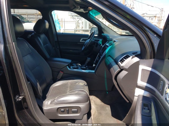 1FM5K8GT6EGA03574 Ford Explorer