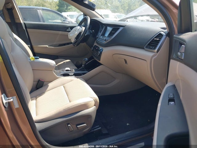 Hyundai 2016 2016 KM8J3CA22GU115615 Image 5