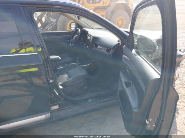 2020 MITSUBISHI OUTLANDER JA4AZ3A36LZ028898 Photo 4