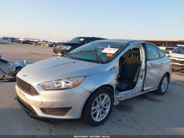 2018 FORD FOCUS 1FADP3F22JL229616 Photo 1