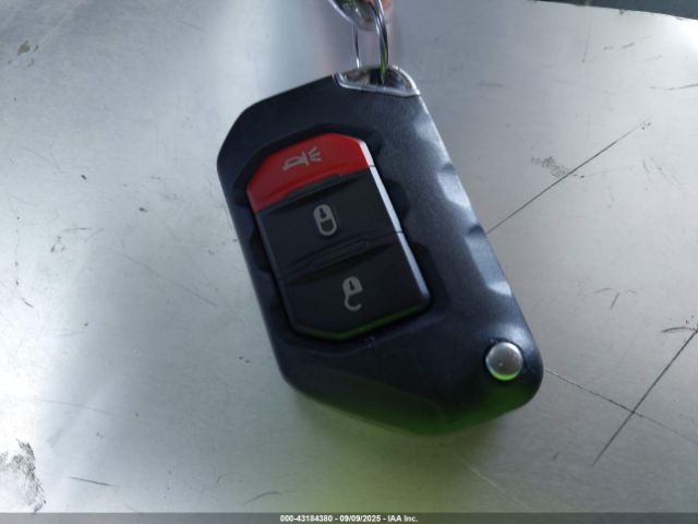 2024 JEEP WRANGLER 4XE 1C4RJXN68RW145551 Photo 10