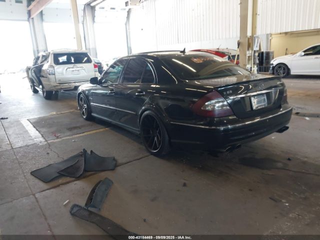 2007 MERCEDES-BENZ E 63 AMG WDBUF77X47B019207 Photo 2