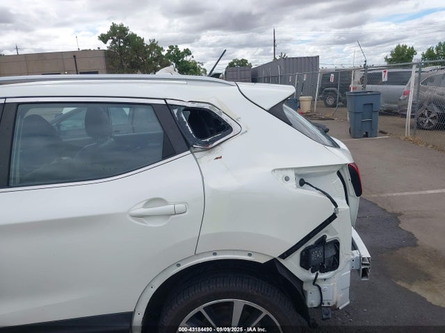 JN1BJ1CP7HW036056 Nissan ROGUE SPORT