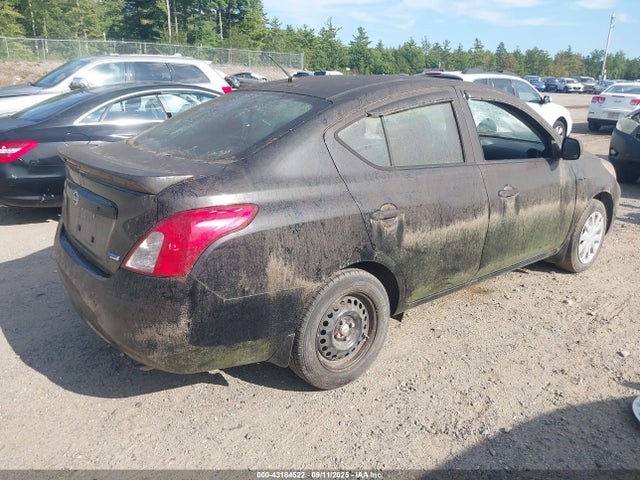 Nissan 2014 2014 3N1CN7AP3EL816944 Image 4
