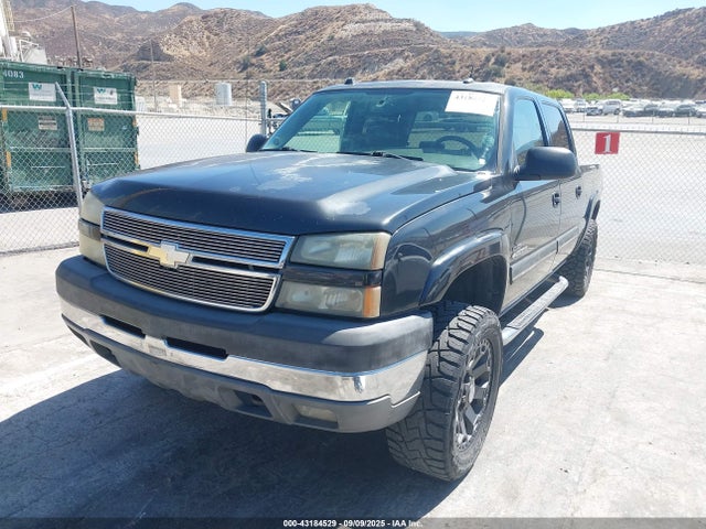 Aukcja sprzedaży 2005 Chevrolet Silverado 2500hd Lt, vin: 1GCHC232X5F871270, numer aukcji: 43184529