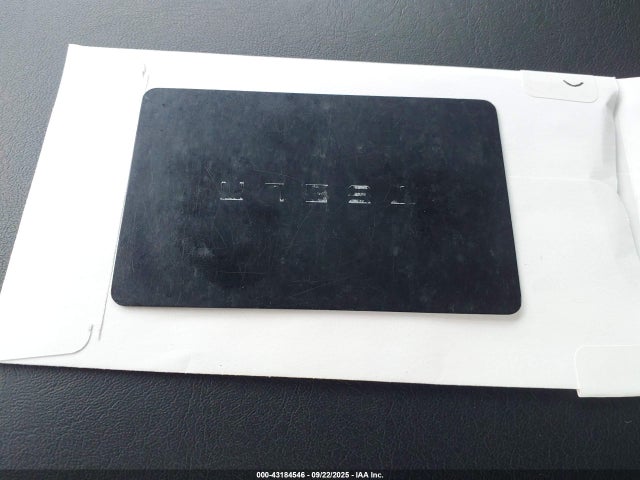 2021 TESLA MODEL Y 5YJYGDEE0MF192201 Photo 10