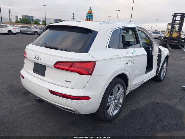WA1CNAFYXK2056806 Audi Q5