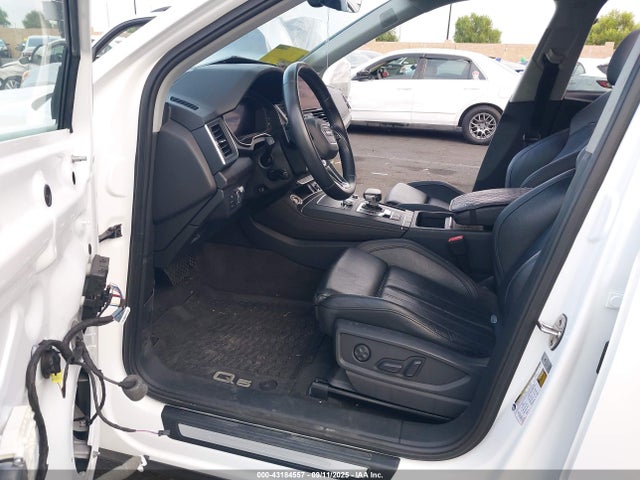 WA1CNAFYXK2056806 Audi Q5