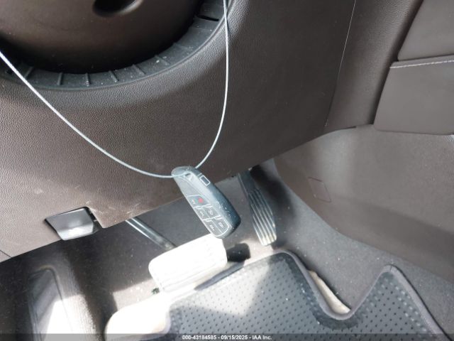 2021 GMC YUKON XL 1GKS1GKD7MR214696 Photo 10