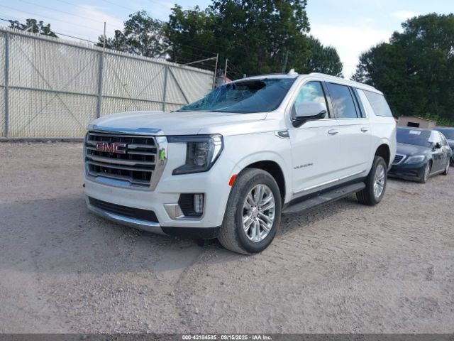 2021 GMC YUKON XL 1GKS1GKD7MR214696 Photo 1