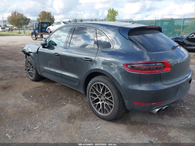 2018 PORSCHE MACAN WP1AA2A5XJLB13637 Photo 2