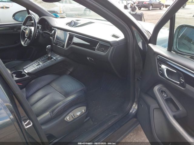 2018 PORSCHE MACAN WP1AA2A5XJLB13637 Photo 4