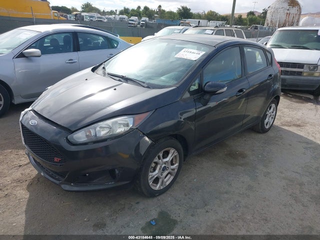 Ford 2014 2014 3FADP4EJ5EM163646 Image 2