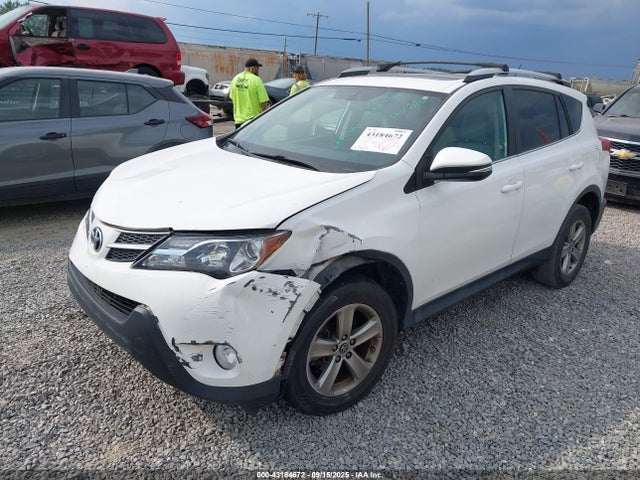 Toyota 2ar-fe 2015 2T3RFREV1FW363927 Image 2