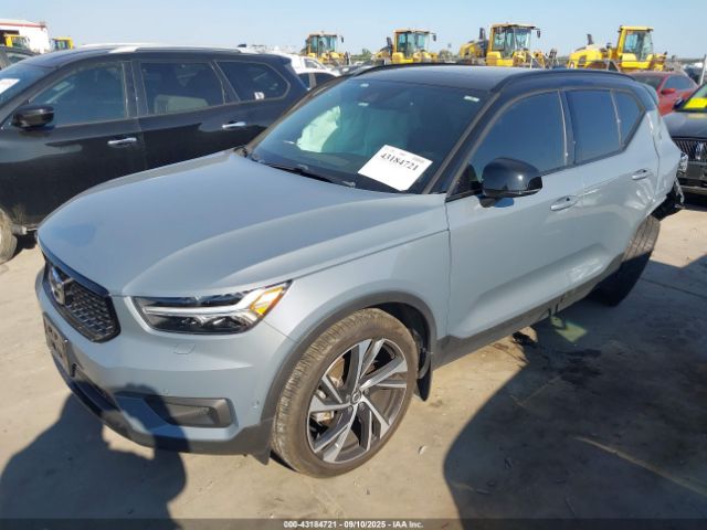 2021 VOLVO XC40 YV4162UM1M2459959 Photo 1