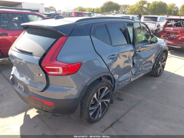2021 VOLVO XC40 YV4162UM1M2459959 Photo 3