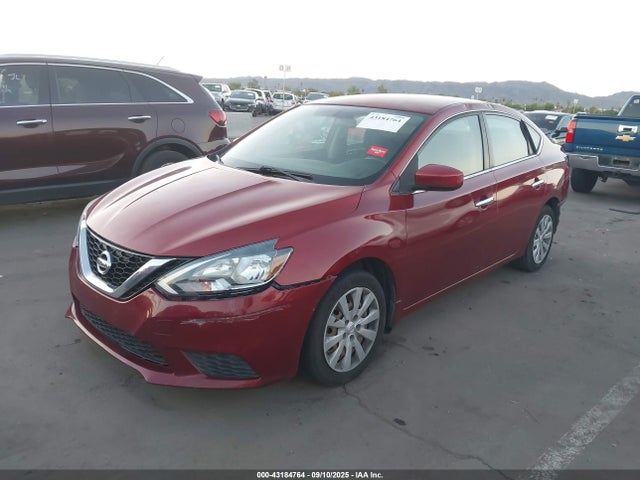 Nissan Sentra 2017 3N1AB7AP4HY332613 Image 2