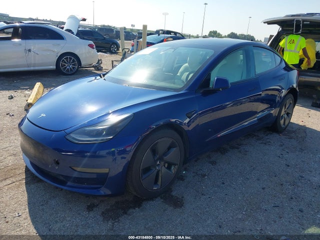 2021 TESLA MODEL 3 5YJ3E1EB8MF010202 Photo 1