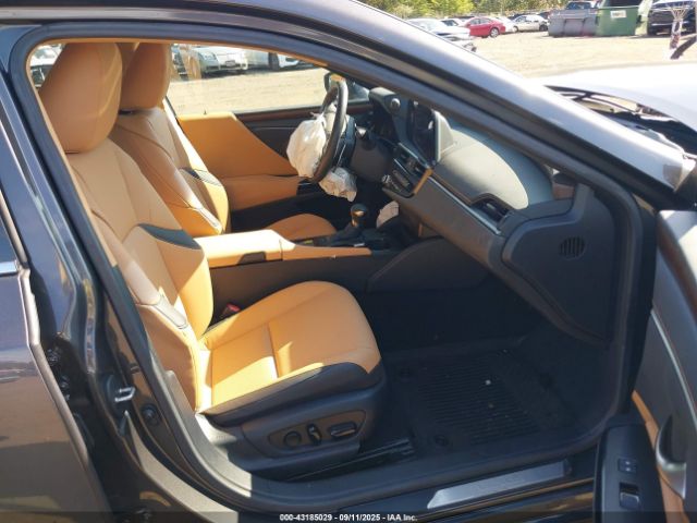 2025 LEXUS ES 350 58ADZ1B15SU193264 Photo 4