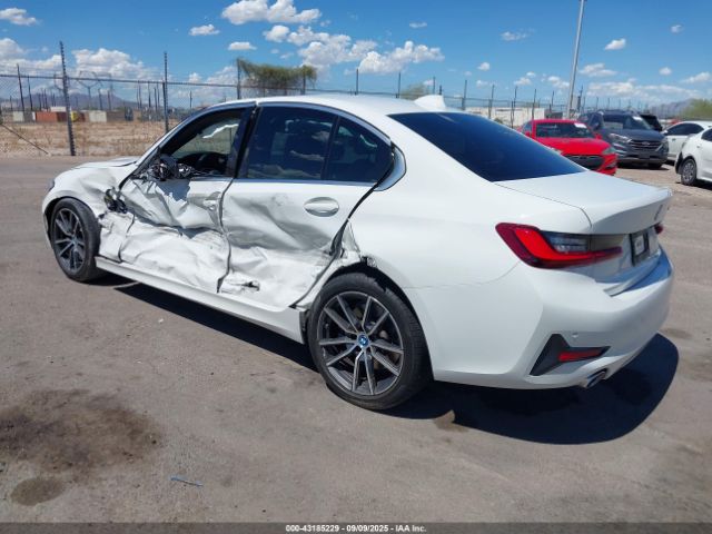 2022 BMW 3 SERIES 3MW5P7J09N8C42482 Photo 2