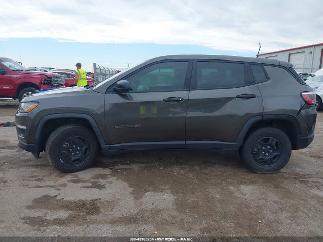 3C4NJCABXKT685912 Jeep Compass Sport