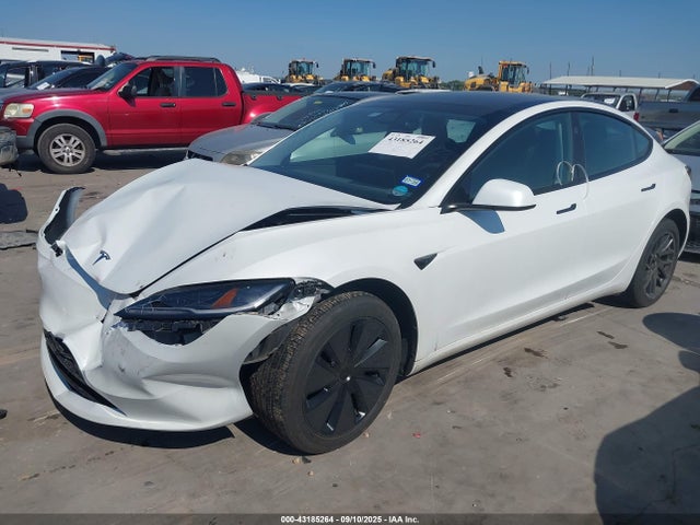 2024 TESLA MODEL 3 5YJ3E1EA9RF768550 Photo 1