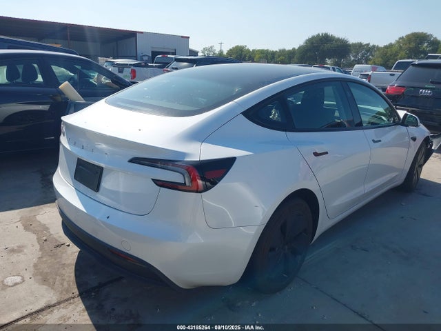 2024 TESLA MODEL 3 5YJ3E1EA9RF768550 Photo 3