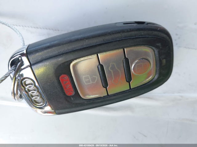 2011 AUDI A4 WAUAFAFL2BN019727 Photo 10