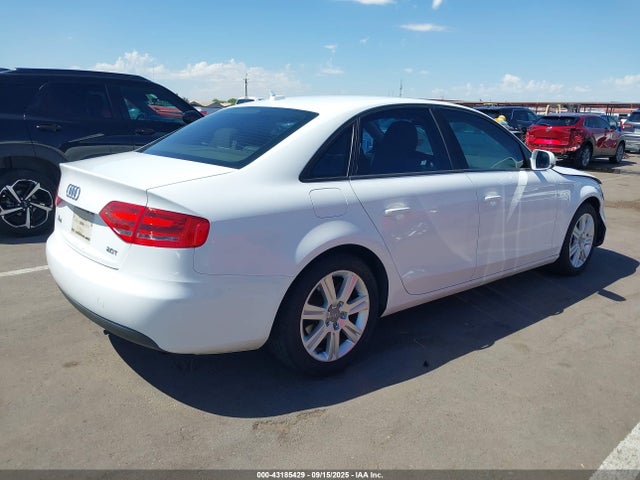 2011 AUDI A4 WAUAFAFL2BN019727 Photo 3