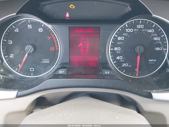 2011 AUDI A4 WAUAFAFL2BN019727 Photo 6