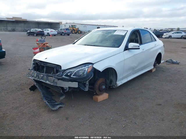 Mercedes-Benz E 350 2014 WDDHF5KB0EA798455 Image 2