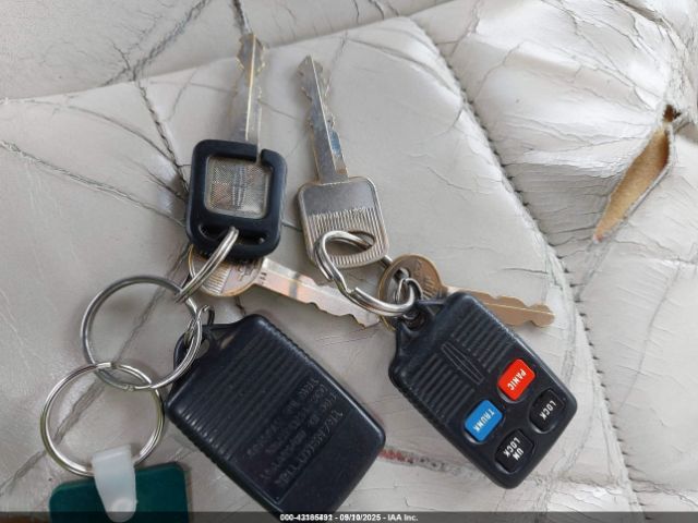 1993 LINCOLN TOWN CAR 1LNLM82W6PY763780 Photo 10