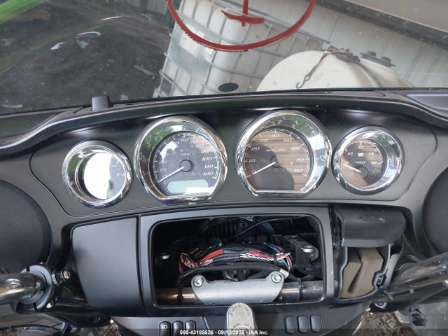 1HD1FCM13GB654043 Harley-Davidson Flhtcu Ultra Classic Electra Gld