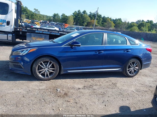 5NPE34AB7HH496269 Hyundai 2017