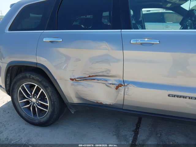 1C4RJEBG8HC915703 Jeep Grand Cherokee