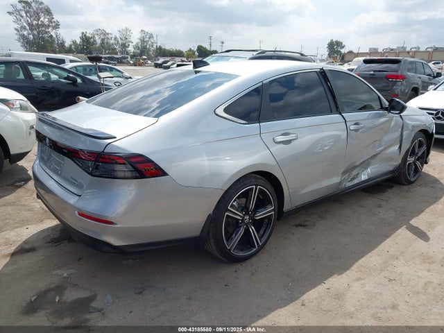 Honda lfc5 2025 1HGCY2F55SA014821 Image 4