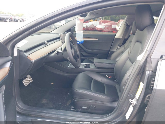 2021 TESLA MODEL 3 5YJ3E1EC3MF044587 Photo 4