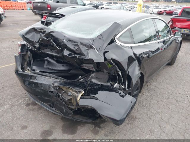 2018 TESLA MODEL 3 5YJ3E1EBXJF113097 Photo 5
