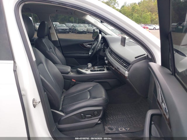 2019 AUDI Q7 WA1LHAF70KD020125 Photo 4